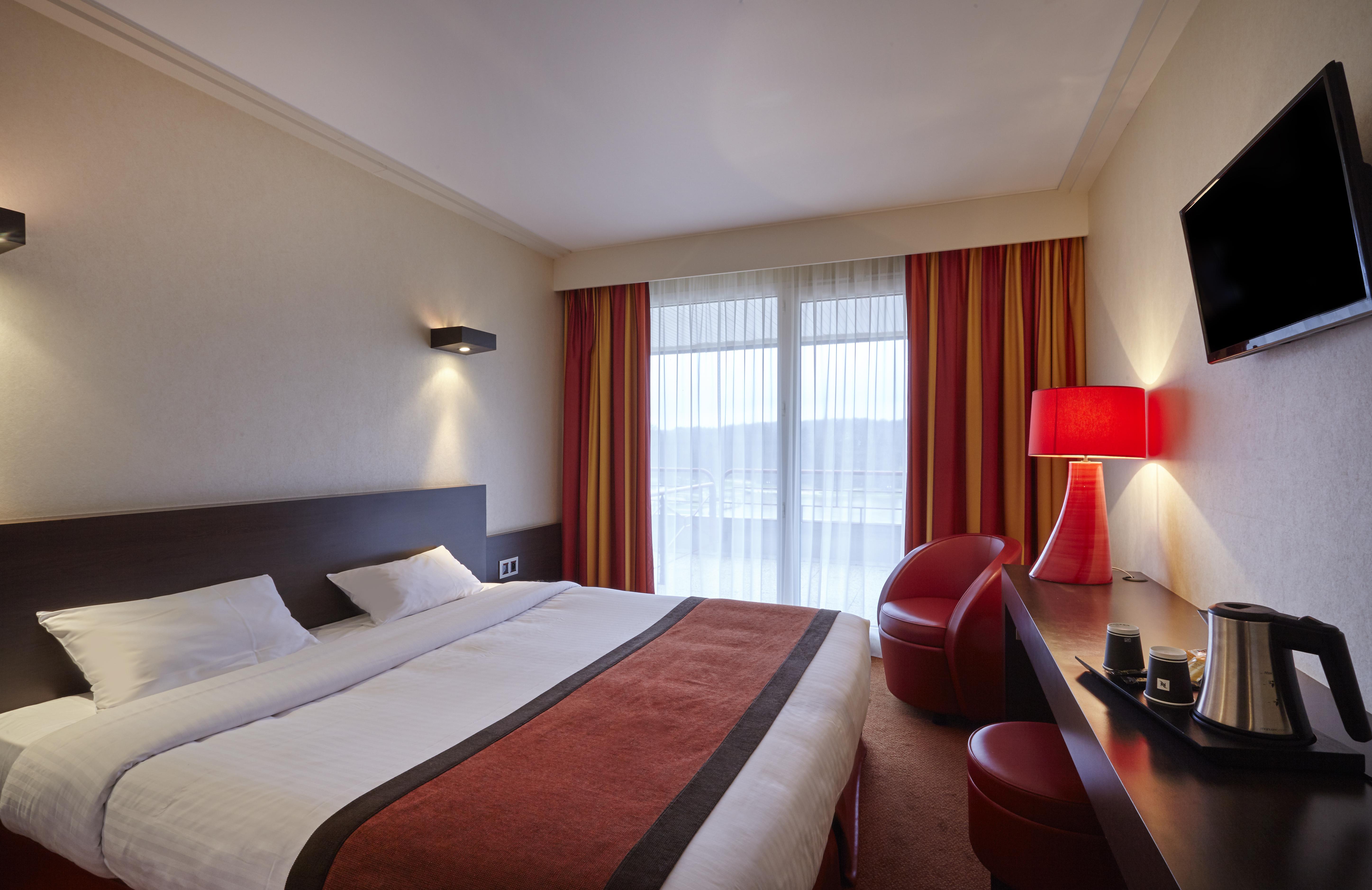 Hotel Spa Du Beryl Bagnoles de l'Orne Normandie Εξωτερικό φωτογραφία