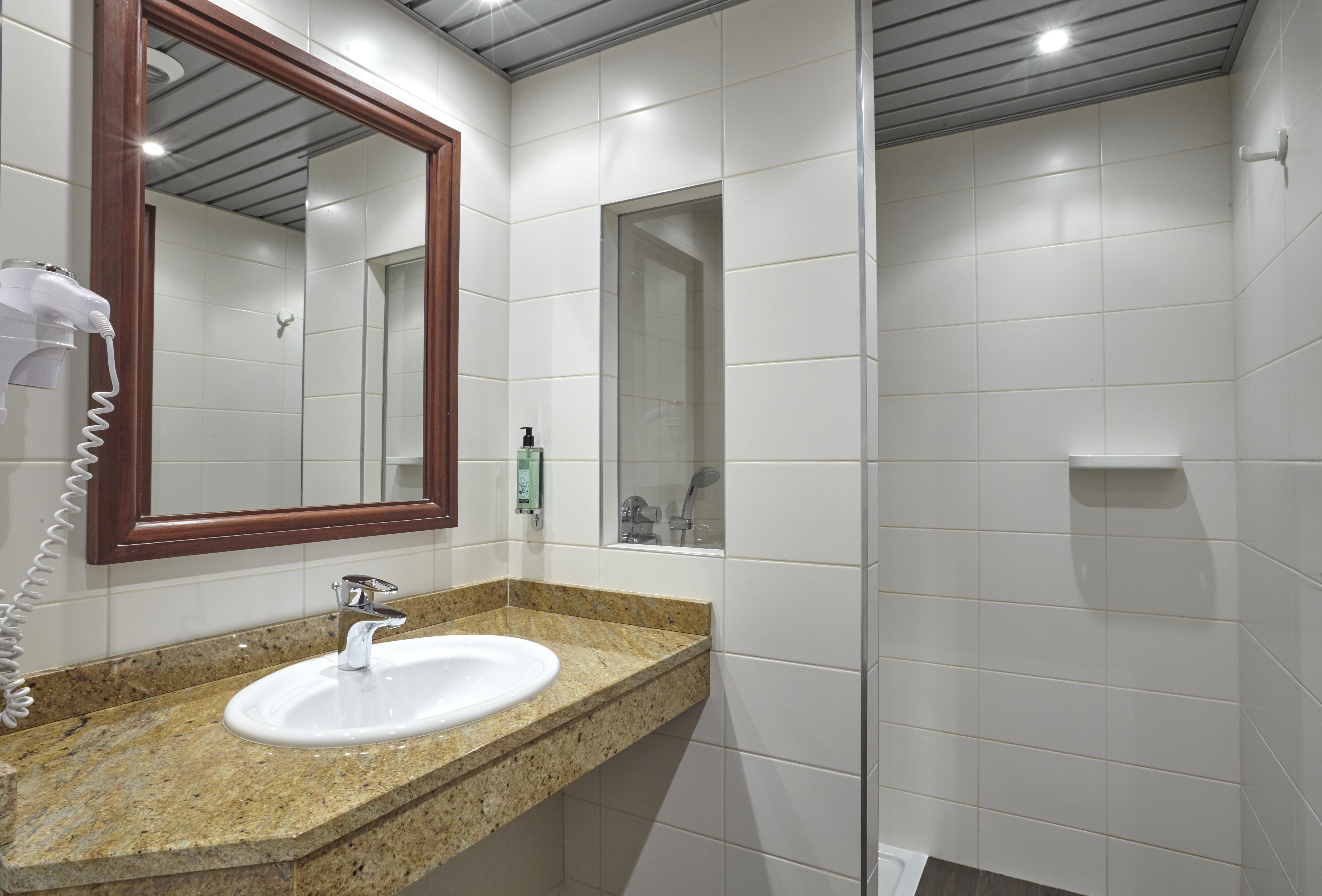Hotel Spa Du Beryl Bagnoles de l'Orne Normandie Εξωτερικό φωτογραφία