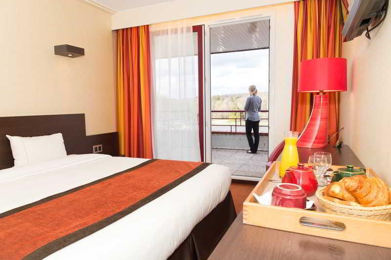 Hotel Spa Du Beryl Bagnoles de l'Orne Normandie Εξωτερικό φωτογραφία