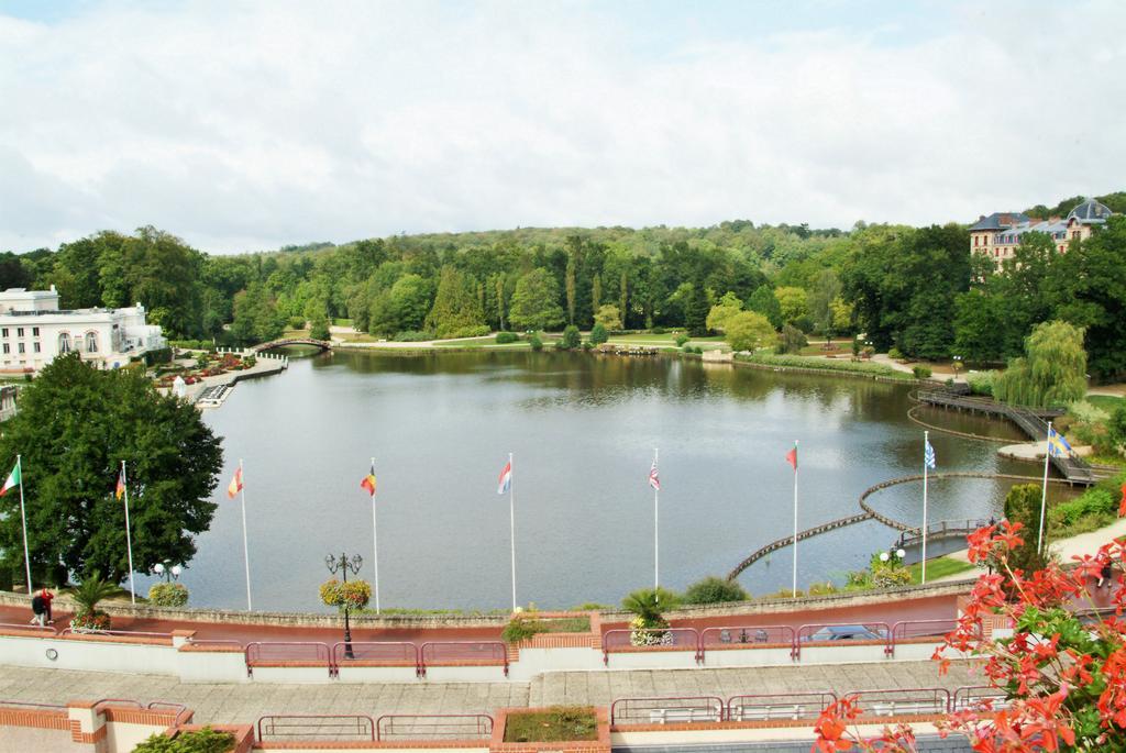 Hotel Spa Du Beryl Bagnoles de l'Orne Normandie Εξωτερικό φωτογραφία